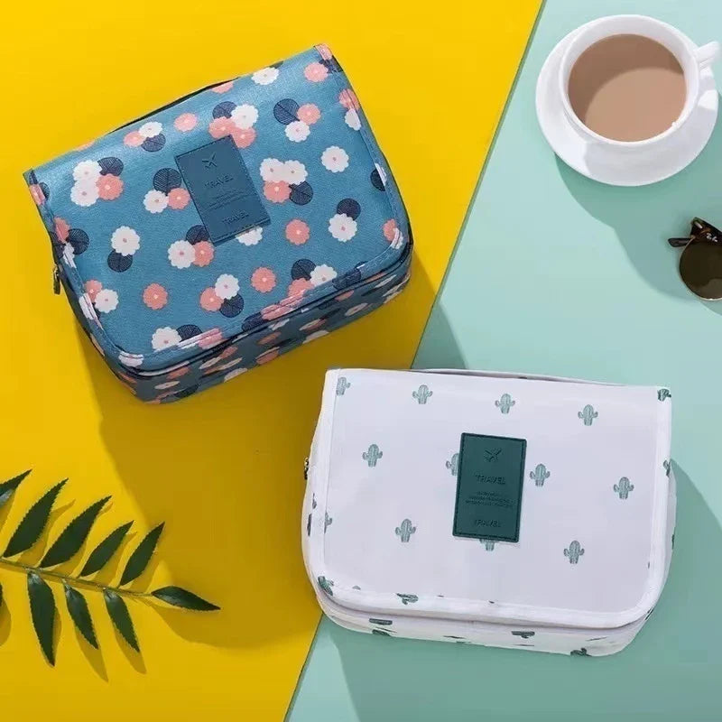 Kit com 2 Bolsas Femininas com Alça para Maquiagem e Viagem